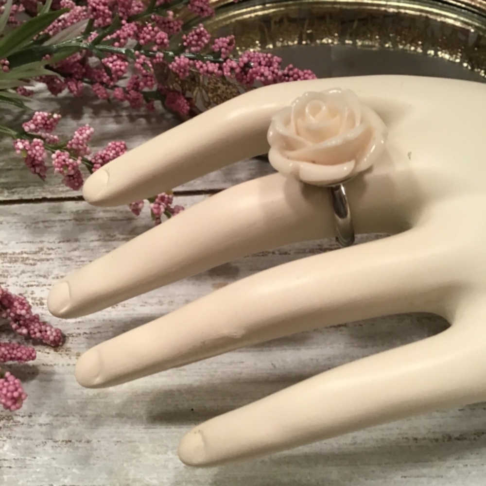 #119 Rose Ring